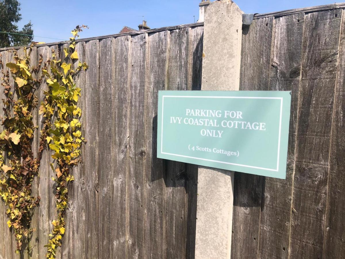 Ivy Coastal Cottage Caister-on-Sea Esterno foto